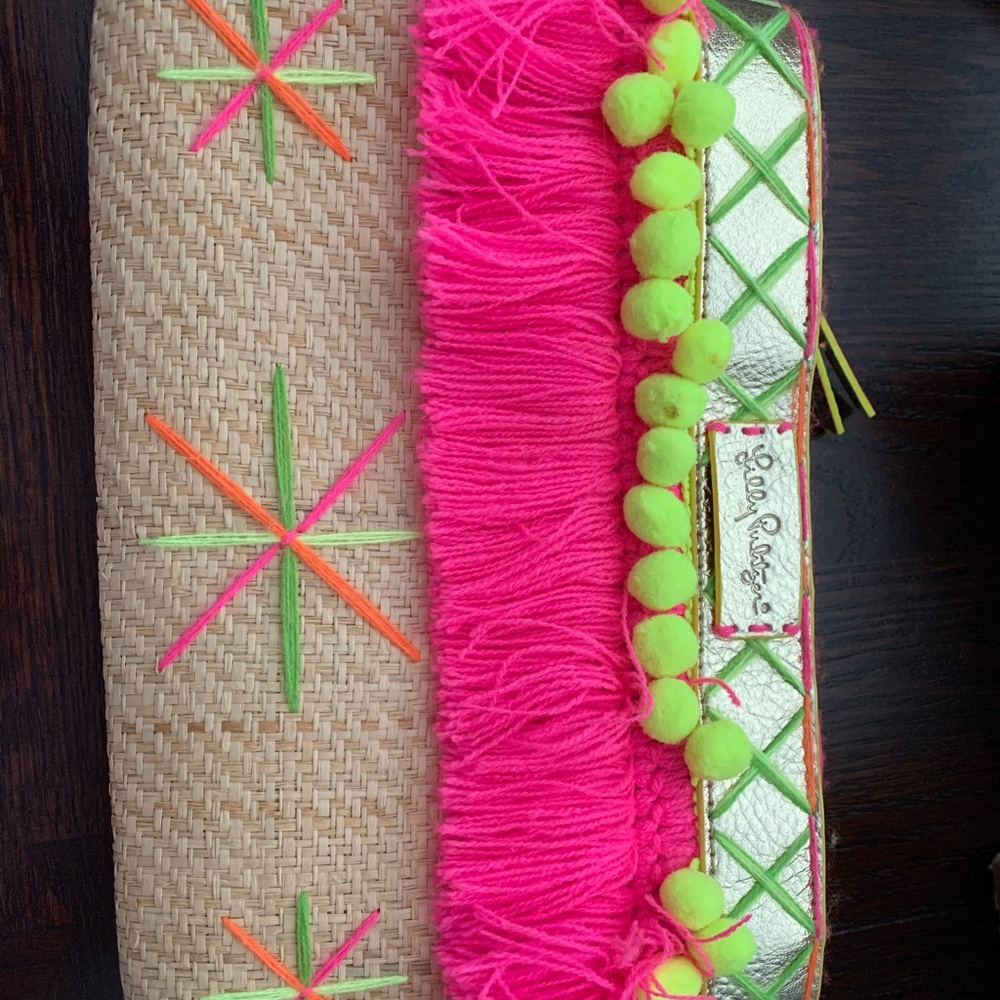 Lilly Pulitzer straw clutch